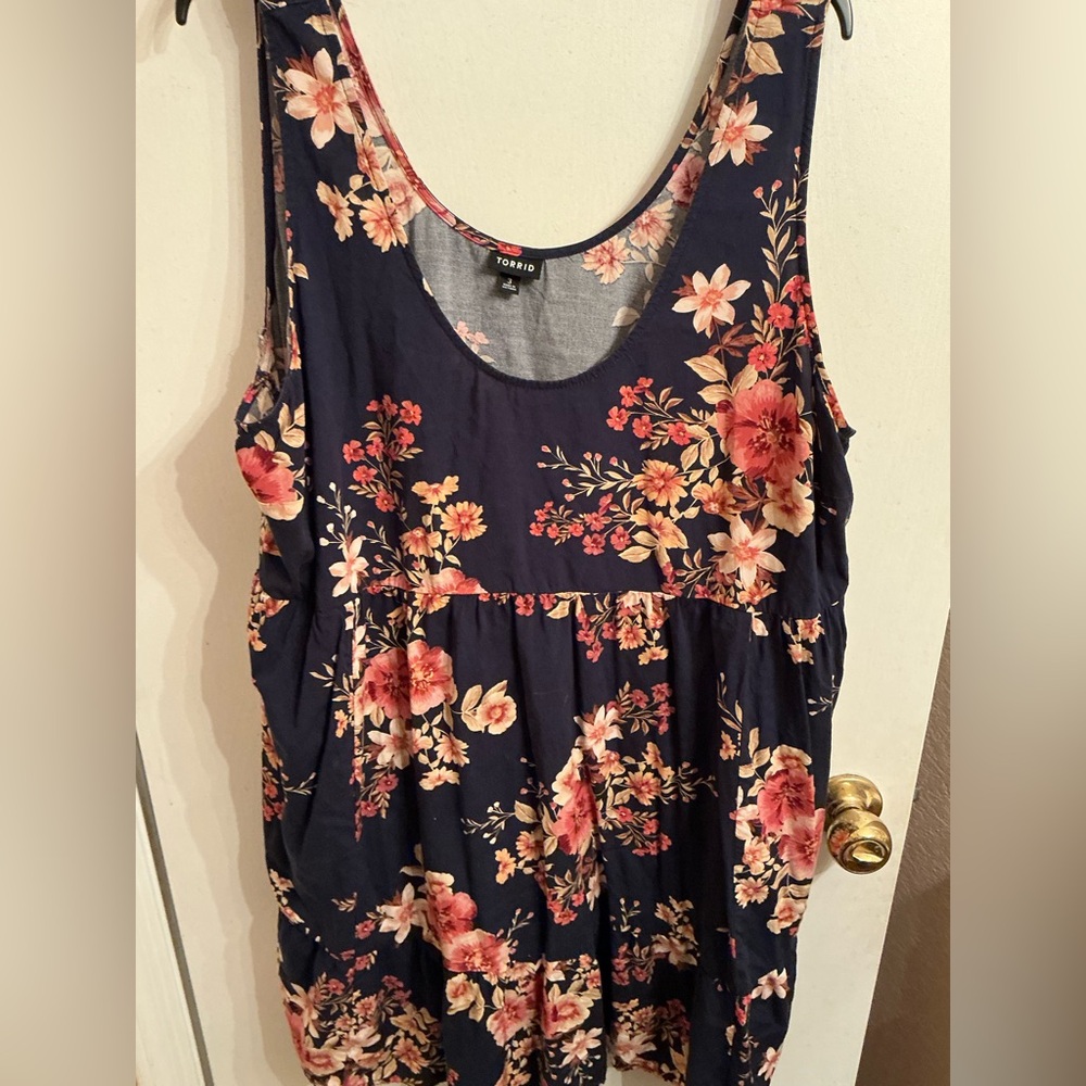 torrid Navy Floral Scoop Neck Tank Tunic